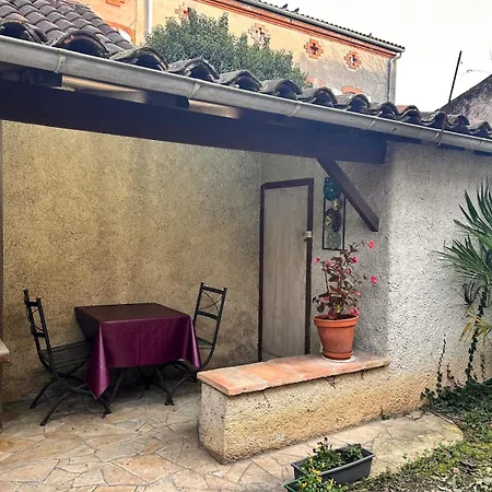 Dom wakacyjny La Maison De Charles