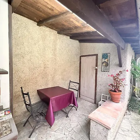La Maison De Charles Dom wakacyjny *